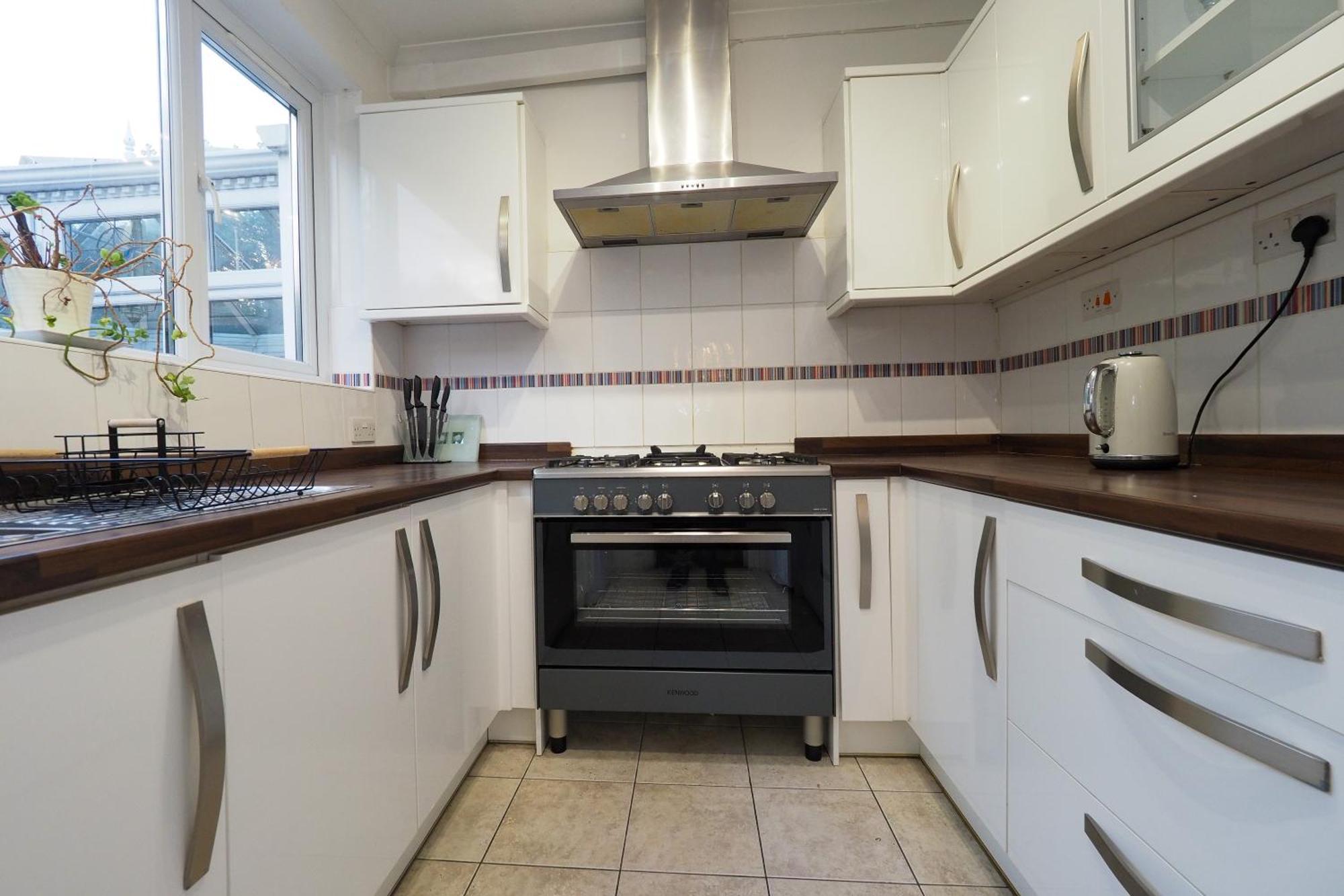 Westmorland - 4 Bedroom House - Free Parking For Up To 7 Cars - Walking Distance To Qmc And University - Ideal For Contractors And Large Groups Nottingham Exterior photo