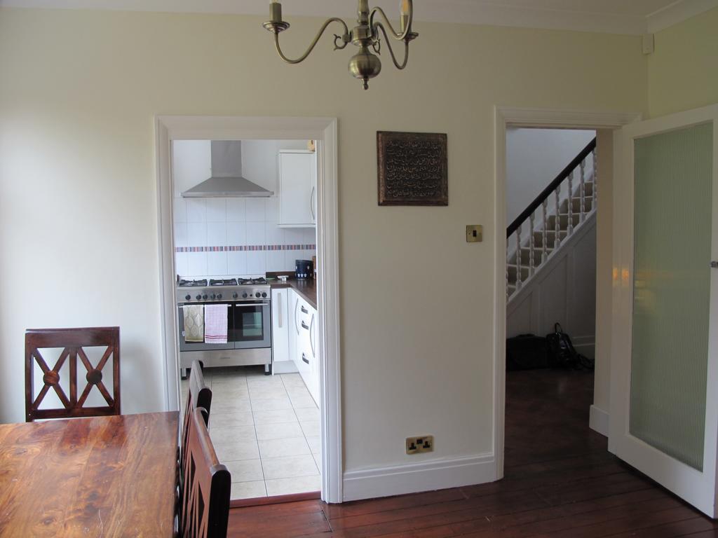 Westmorland - 4 Bedroom House - Free Parking For Up To 7 Cars - Walking Distance To Qmc And University - Ideal For Contractors And Large Groups Nottingham Exterior photo