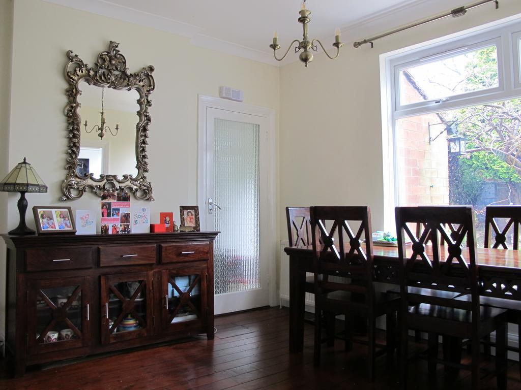 Westmorland - 4 Bedroom House - Free Parking For Up To 7 Cars - Walking Distance To Qmc And University - Ideal For Contractors And Large Groups Nottingham Exterior photo
